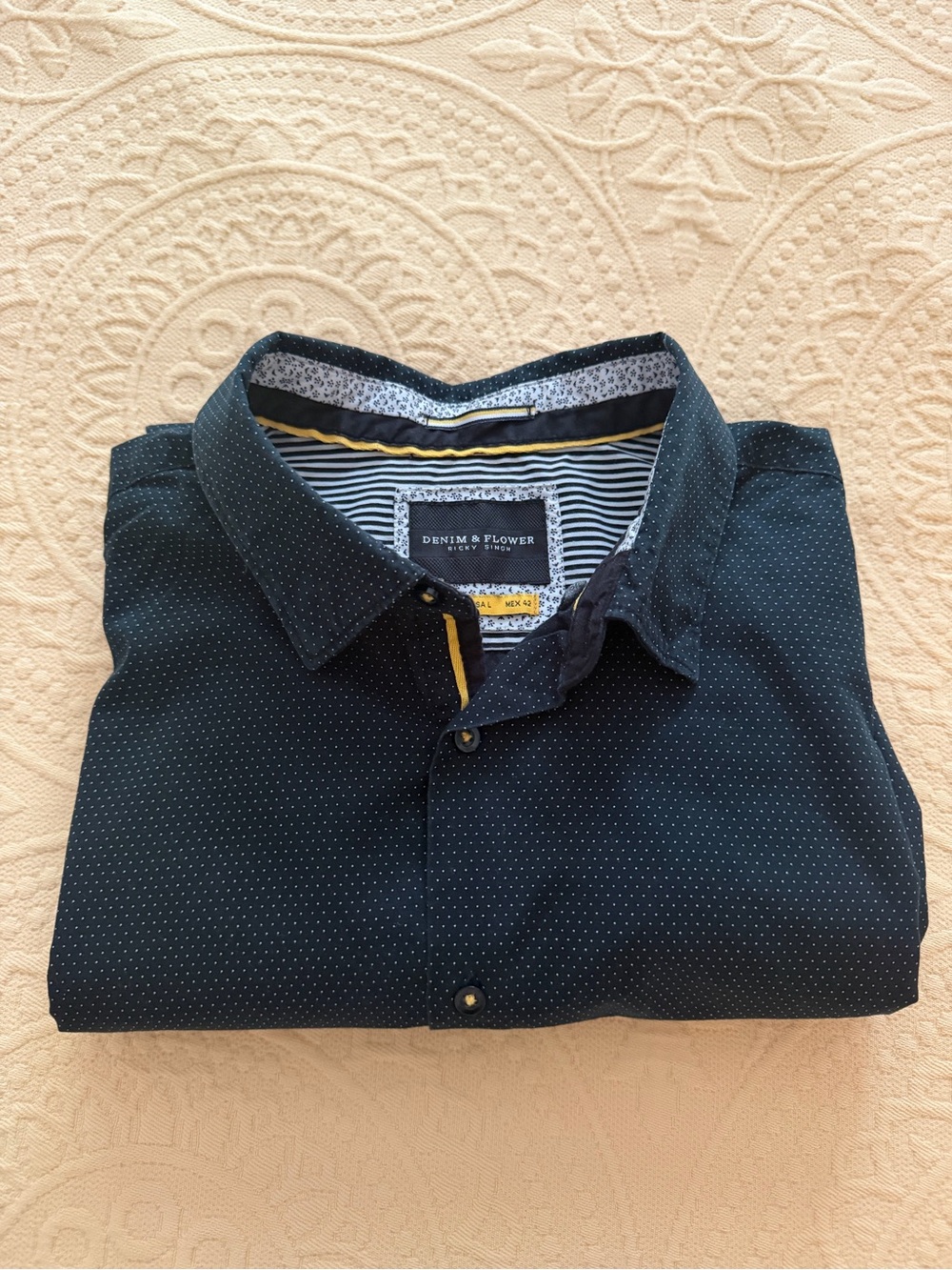 Denim & Flower Ricky Singh Mens Navy Polka Dot Paisley Trim Button Down Shirt L
